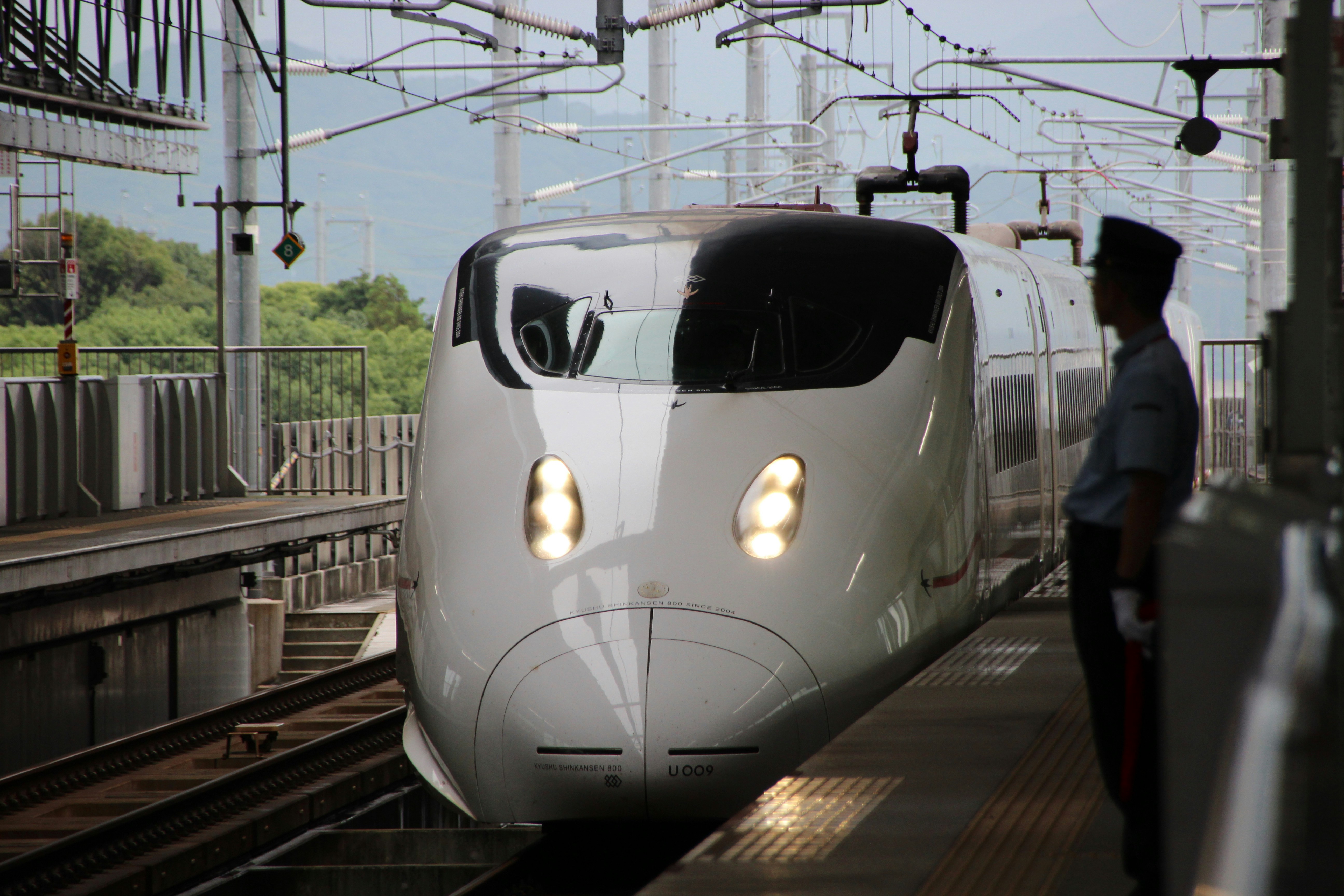 image of the shinkansen train